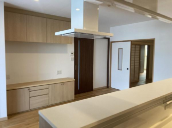 リビングダイニング