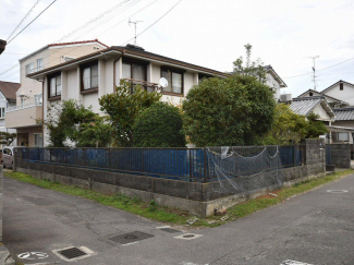 外観を南西側より撮影