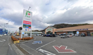 フジ北斎院店まで631m