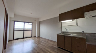 【居間・リビング】