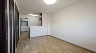 【居間・リビング】