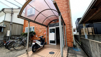 【エントランス】