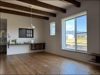 東温市牛渕の中古一戸建ての画像