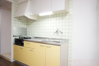 キッチンはコンロ付きでお料理が楽しめます☆