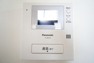 ＴＶ付インターホンは防犯に安心です☆