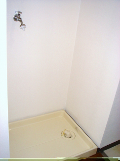 洗濯機置場は室内です☆