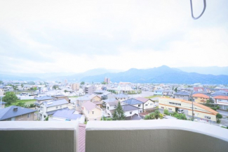 最上階なので眺めがいいですよ☆