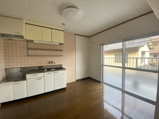 【居間・リビング】