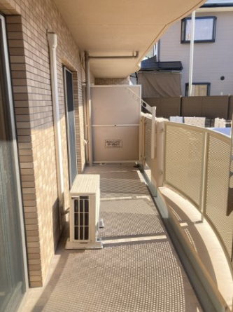 【バルコニー】