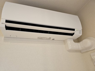 リビングのエアコン付き！