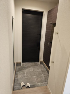 玄関手すりもあります