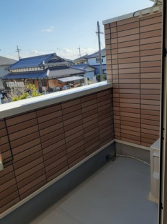 【バルコニー】