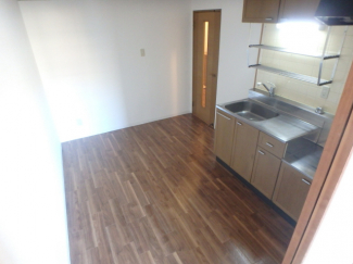 たっぷりの陽光に包まれる明るい住まい