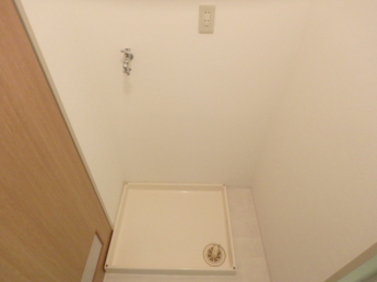 防水パン付き室内洗濯機置場