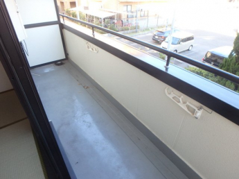 気持ちよくお洗濯できるバルコニー