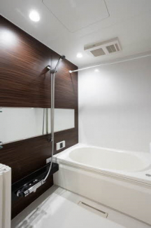 お風呂は1318サイズでゆったり