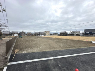 894.73㎡（約270.65坪）