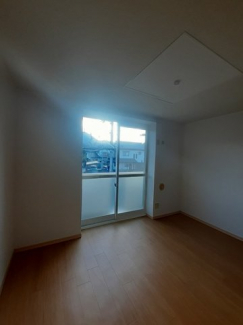 内装は落ち着いています