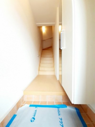 明るい玄関です