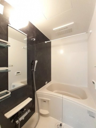 ゆったり過ごせるお風呂です