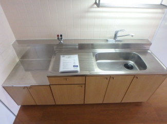 コンパクトなキッチンで掃除もラクラク