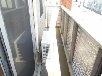 【バルコニー】