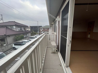 【バルコニー】