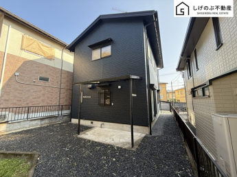 広々とした裏庭がございます♪