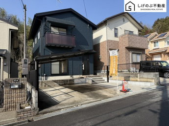 リフォーム済物件！
JR草津線『甲南駅』まで徒歩17分♪
駐車2台可！
閑静な住宅街
前面道路　約6.7ｍ