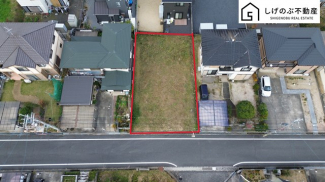 駐車場・資材置き場等に最適！
約81坪
平坦・更地