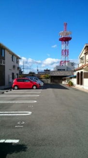 車をお持ちの方に嬉しい駐車場付きの物件です