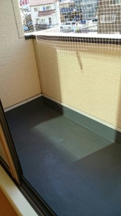 落ち着いた時間を過ごせるバルコニーです