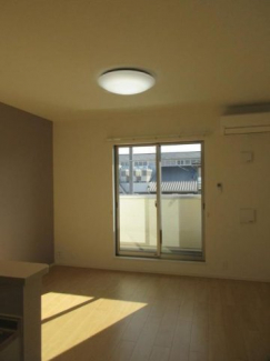 ゆったり過ごせるリビングです