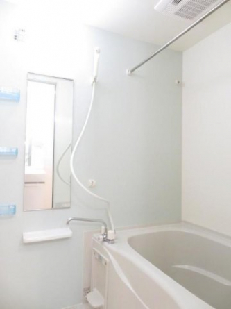 落ち着いた空間のお風呂です