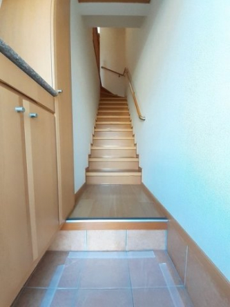 シンプルで使いやすい玄関です