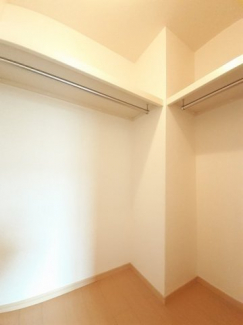 たっぷりとした収納スペースです