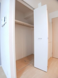 たっぷりとした収納スペースです