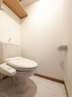 ゆったりとした空間のトイレです