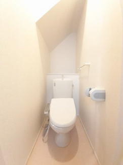 清潔感のあるトイレです