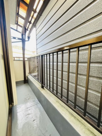 【バルコニー】