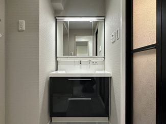 【独立洗面台】