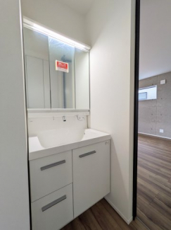 【独立洗面台】