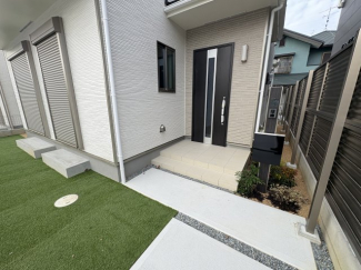 三木市志染町青山１丁目新築戸建２号棟の画像