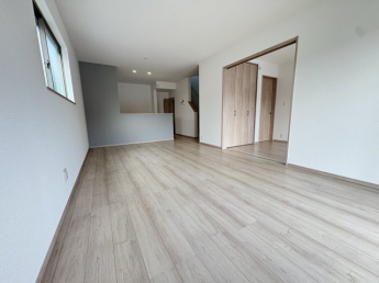 【居間・リビング】