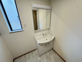 【独立洗面台】