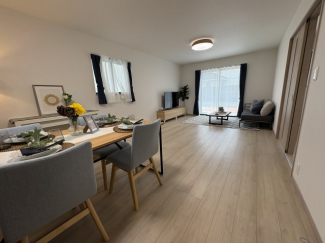 【居間・リビング】