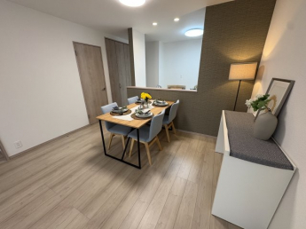 【居間・リビング】