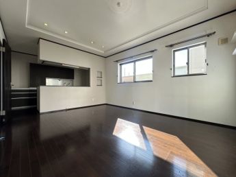 【居間・リビング】