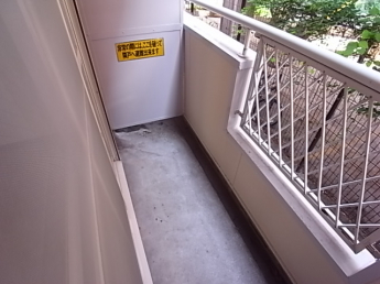 【バルコニー】