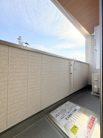 【バルコニー】